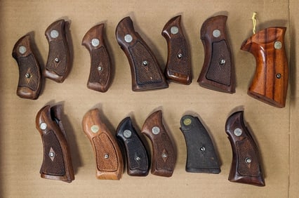 Vtg Smith & Wesson Checkered Wood Revolver Grips