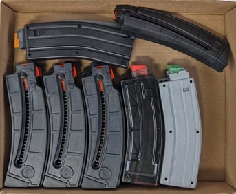 (13) Smith & Wesson M&P15-22 .22 LR 25 Round Magazines