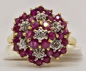Ladies 10K Yellow Gold Ruby & Diamond Cocktail Ring