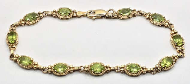 Ladies 14K Yellow Gold Peridot Bracelet