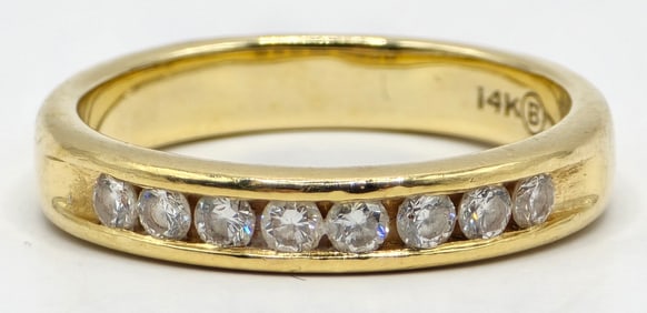 Ladies 14K Yellow Gold Diamond Wedding Band