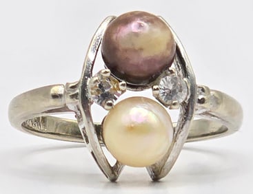 Ladies 10K White Gold Pearl & White Sapphire Ring