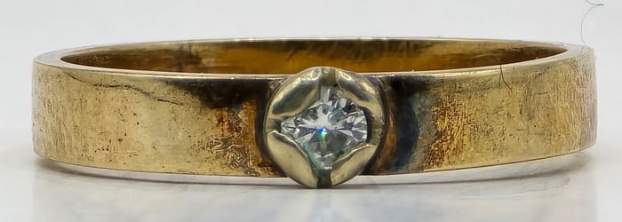 Ladies 14K Yellow Gold Diamond Band