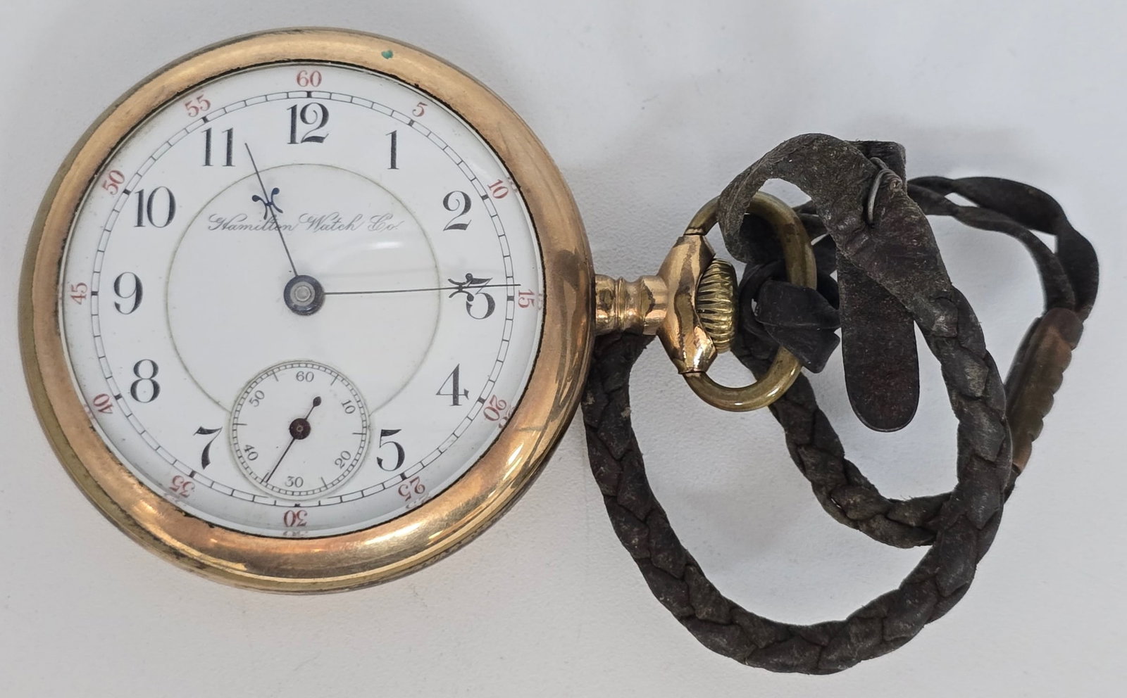 1900 Hamilton 943 Railroad Grade Pocket Watch: 1900 Hamilton 943 Railroad Grade Pocket Watch. The 21 jewel size 18 open face watch is in good running condition. Comes in a B&B Royal 20 Year case that shows some wear.