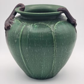 Ephraim Faience Art Pottery Curious Geckos Vase