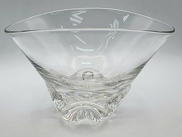 Vintage Steuben Glass Trillium Bowl WW780
