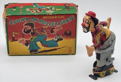 Vintage Japan TPS Tin Litho Wind-Up Clown On Roller Skates In Box