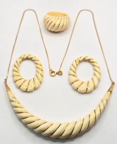 Ladies Vintage 14K Yellow Gold Bone Necklace-Ring-Earring Set