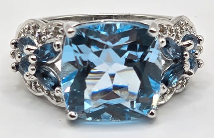 Ladies Sterling Silver Blue Topaz Cocktail Ring