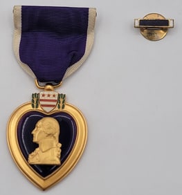 WWII United States Purple Heart Medal In Box With Lapel Pin