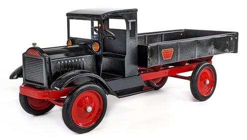 Custom Keystone Packard Delivery Truck