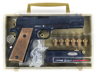 Topper Toys Johnny Eagle Lieutenant Gun w/ Case