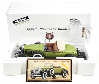 1/12 Scale Danbury Mint 1930 Cadillac V-16 Roadster