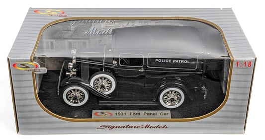 1/18 Scale Signature Models 1931 Ford Police Patrol Panel Car