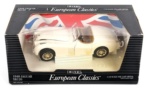 1/18 Scale Ertl European Classics 1948 Jaguar XK120 Convertible