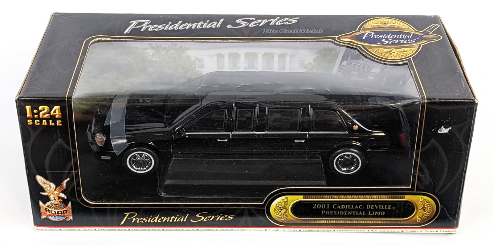 1/24 Scale Presidential Series 2001 Cadillac DeVille Presidential Limo (1 of 7)