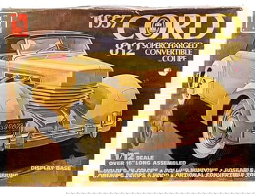 1/12 Scale AMT 1937 Cord 812 Supercharged Convertible Coupe Model Kit