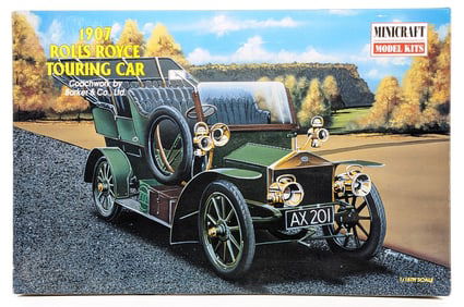 1/16 Scale Minicraft 1907 Rolls Royce Touring Car Model Kit