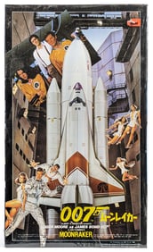 Doyusha Moonraker 007 Model Kit w/ Space Shuttle & Figures - Sealed