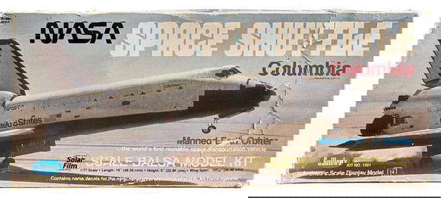 1/77 Guillow's NASA Space Shuttle Columbia Model Kit