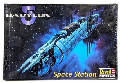 Revell Monogram Babylon 5 Space Station Model Kit - Sealed
