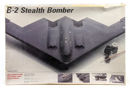 1/72 Scale Testors B-2 Stealth Bomber Model Kit - Sealed