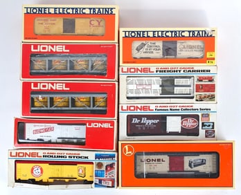 (9) Lionel Train Cars (2) 9132, 9408, 19937, 16234, 9850, 9812, 7811, 39200