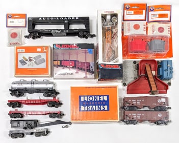 Lionel O Gauge Coal Loader, Newsstand, Accessory Boxes, and Train Cars