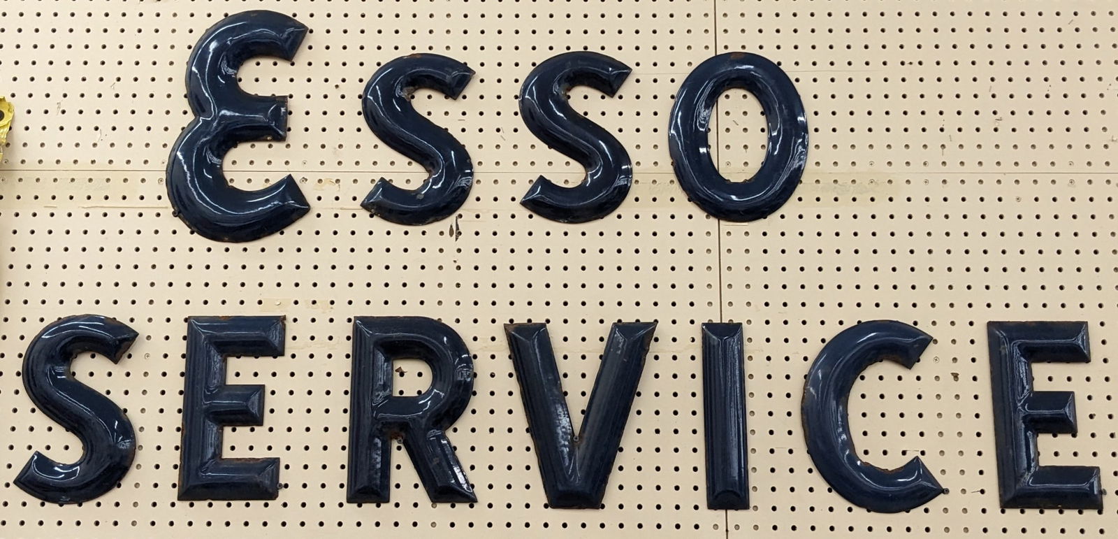 Vintage SSP Esso Service Station Letters Sign (1 of 7)