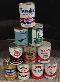 (10) Vtg 1qt Motor Oil Cans