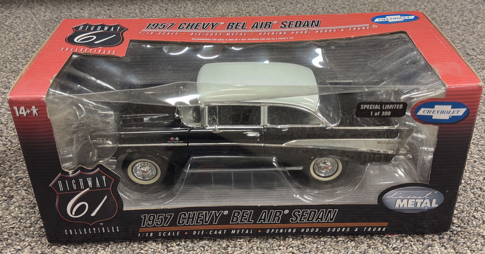 Highway 61 1957 Chevy Bel Air Sedan 1:18 Scale Die Cast Car (1 of 5)