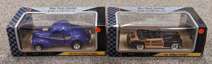Collection 1941 Willy's Coupe & 1932 Ford 3-Window Coupe 1:18 Scale Die Cast Cars