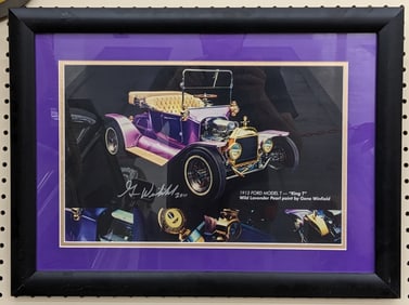 Signed Gene Winfield King T Photograph