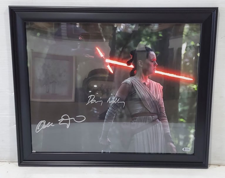 Beckett Authenticated Star Wars Daisy Ridley and Adam Driver Autograph (1 of 4)