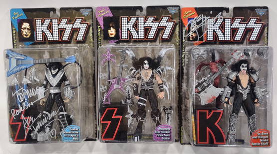 3) Signed Kiss Mcfarlane Action Figures On Blister Cards / Gene Simmons / Ace Frehley / Paul Stanley: Lot of three autographed Mcfarlane Toys Kiss action figures on blister cards. Lot includes Gene Simmons, Ace Frehley , and Paul Stanley. The Ace and Paul figures are signed on the plastic blister whil