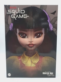 Monster High Skullector Squid Game Young-Hee Doll