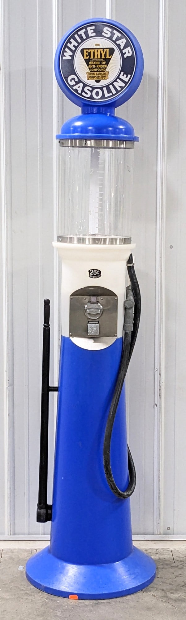 7-1/2ft Custom White Star Gasoline Visible Gas Pump Gumball Vendor By Beaver (1 of 11)