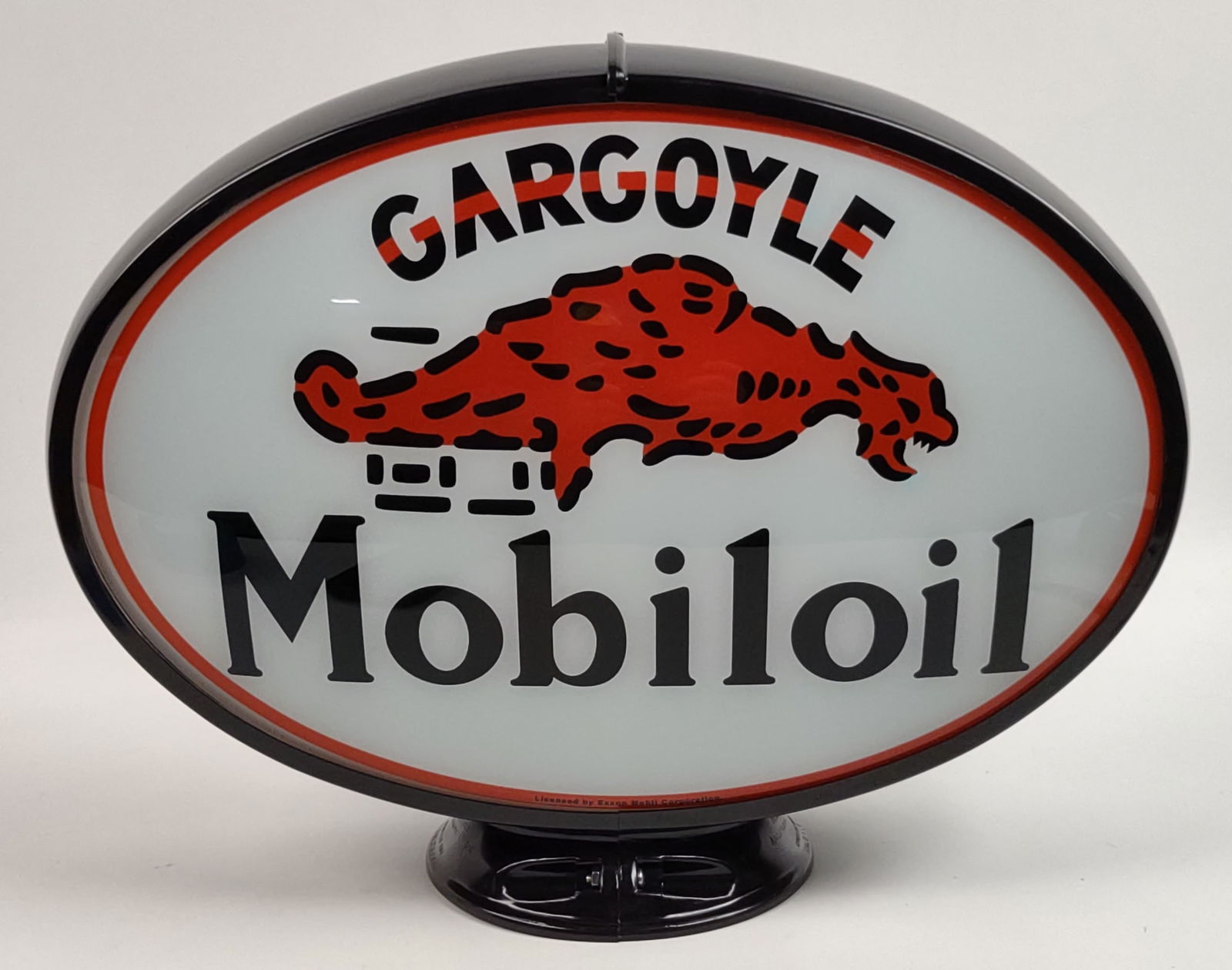 Contemporary Gargoyle Mobiloil Gas Pump Globe w/ Glass Lenses & Capcolite Body (1 of 9)