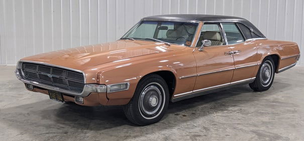 1969 Ford Thunderbird Landau Sedan