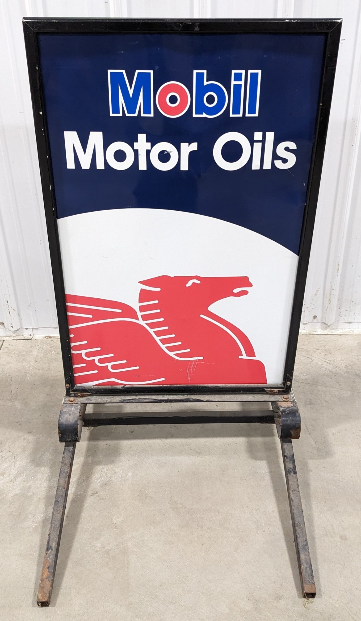 DST Mobil Motor Oils Advertising Curb Sign (1 of 8)