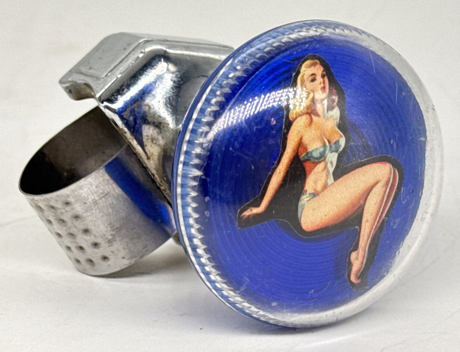 Vintage Pin-Up Girl Brodie / Suicide Steering Wheel Knob (1 of 20)