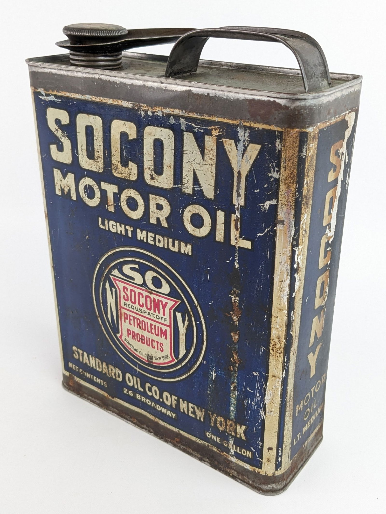 Early SOCONY Standard Oil Light Medium Motor Oil 1 Gallon Slim Can (1 of 6)