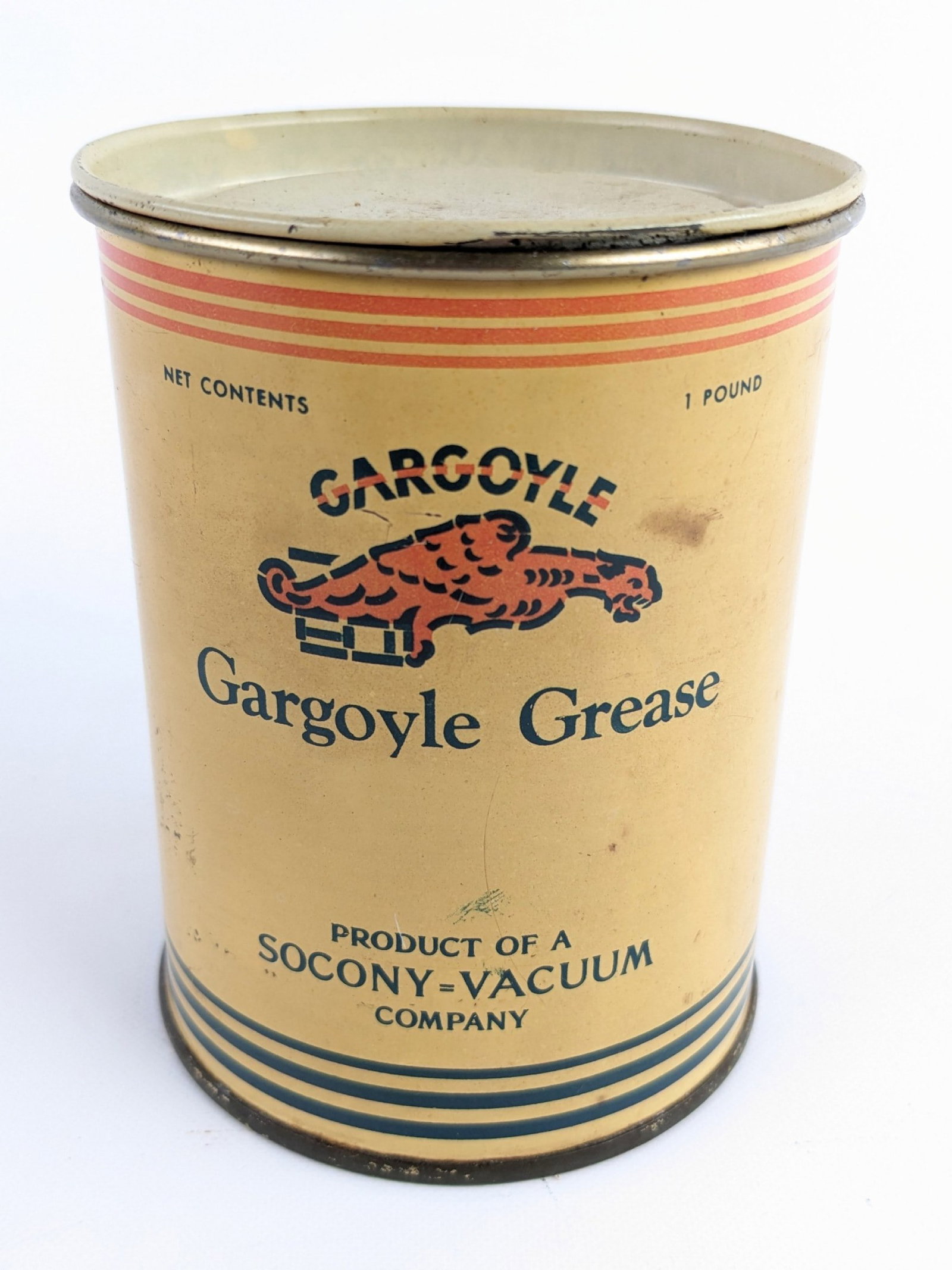 Early SOCONY-VACUUM Gargoyle Grease One Pound Can w/ Lid (1 of 6)