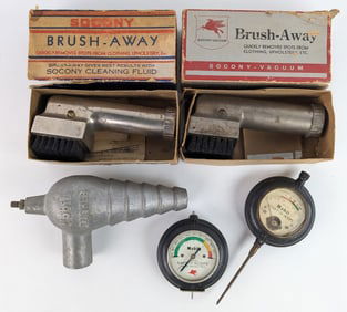 Vintage Mobil Service Station Promotional Tools