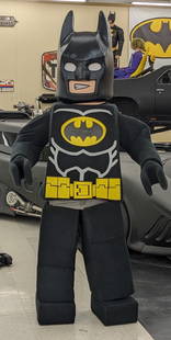 Lego Batman Full Size Costume: Costume fits any average size 5'- 5'8" person. Zach not included.