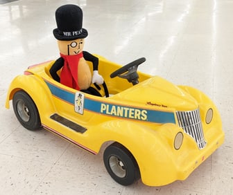 Kingsburry Toys Planters Peanuts Plastic Pedal Car