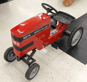 Scale Models Agco Allis 9815 Pedal Tractor
