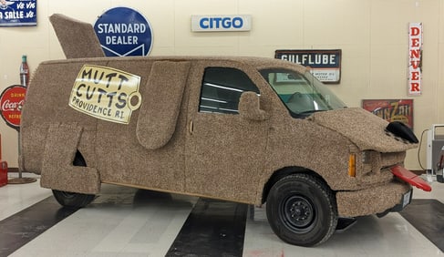 Dumb & Dumber Recreation 84 Sheep Dog 1999 Chevrolet Express Van