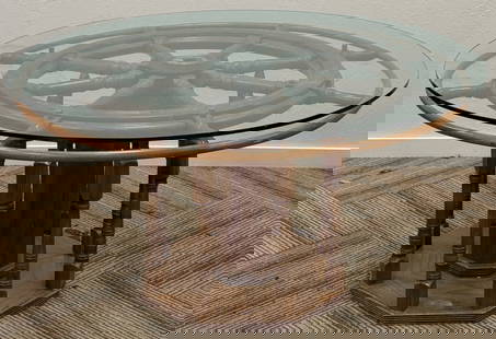 Beautiful Antique Nautical Ship Wheel Glass Top Table: Beautiful Antique Nautical Ship Wheel Glass Top Table