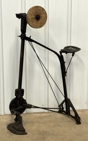Antique Luther Grinder Mfg. Co. ?'Hummer' Milwaukee, Wisconsin
